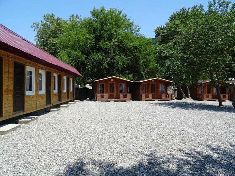 Lidzava Guest House Tri Topolya المظهر الخارجي الصورة