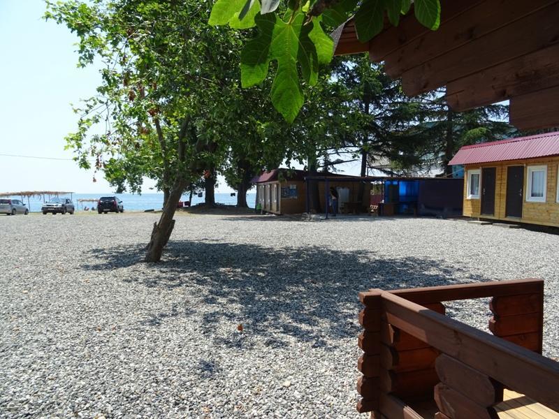 Lidzava Guest House Tri Topolya المظهر الخارجي الصورة