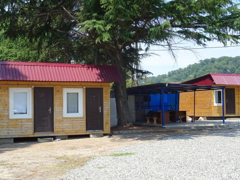 Lidzava Guest House Tri Topolya المظهر الخارجي الصورة